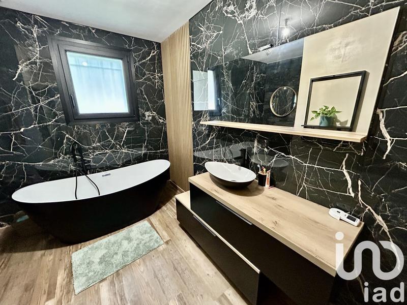 Maison - 107 m² - 5 pièces