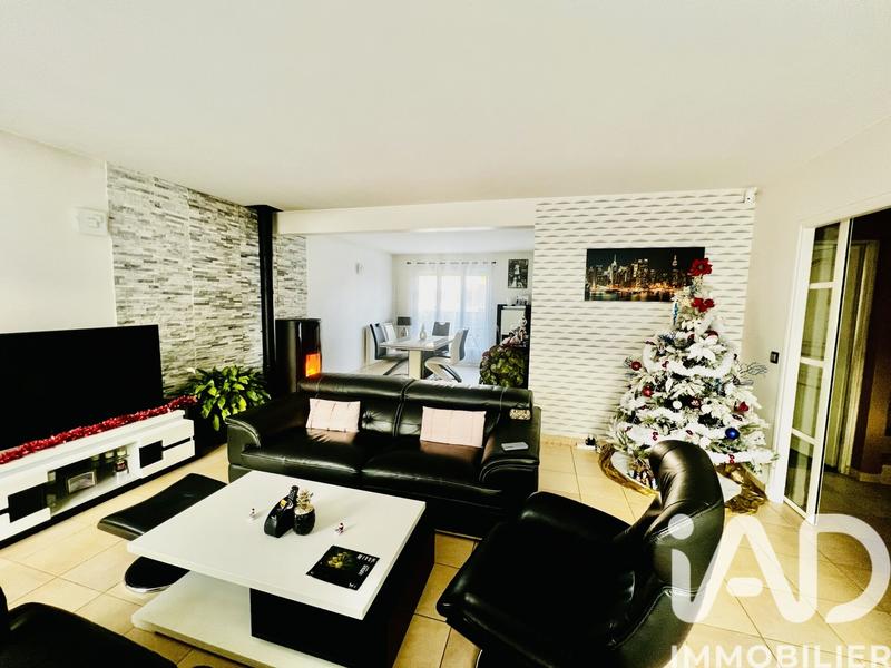 Maison - 139 m² - 6 pièces