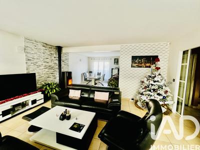 Maison - 139 m² - 6 pièces