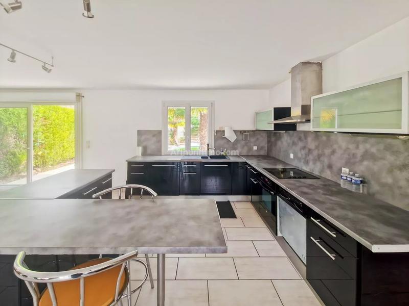 Maison - 117 m² - 6 pièces