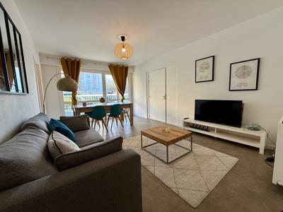 Appartement - 81 m² - 4 pièces