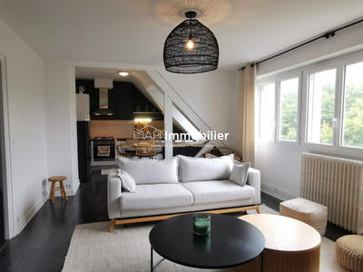 Appartement - 80 m² - 4 pièces