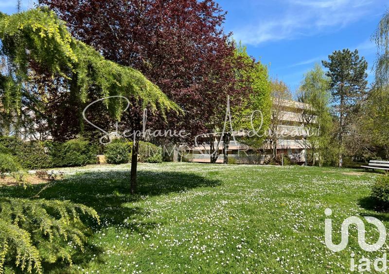 Appartement - 99 m² - 5 pièces