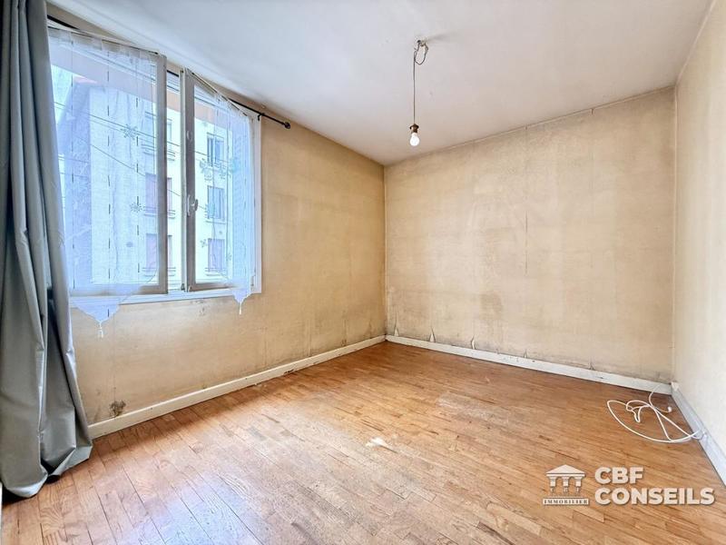 Appartement - 90 m² - 5 pièces