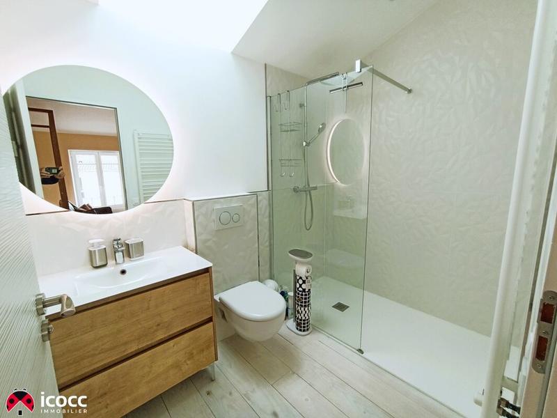 Maison en pierre - 191 m² - 6 pièces