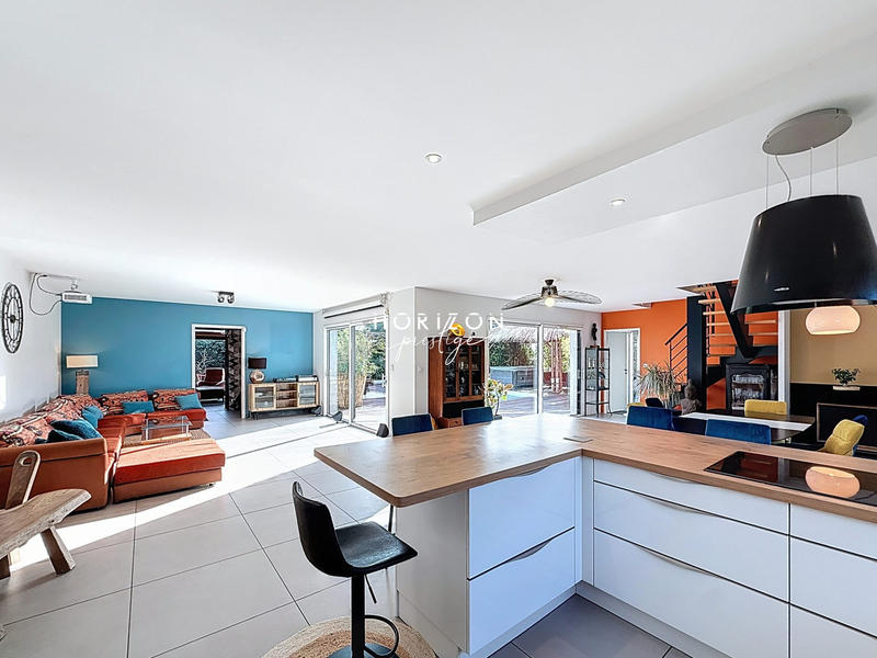 Maison contemporaine - 200 m² - 8 pièces