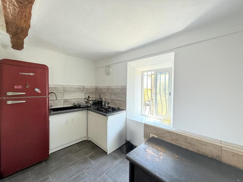 Maison - 75 m² - 5 pièces