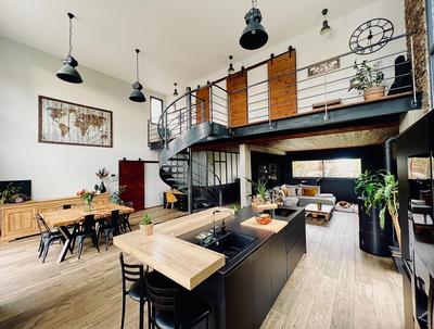 Maison - 157 m² - 4 pièces