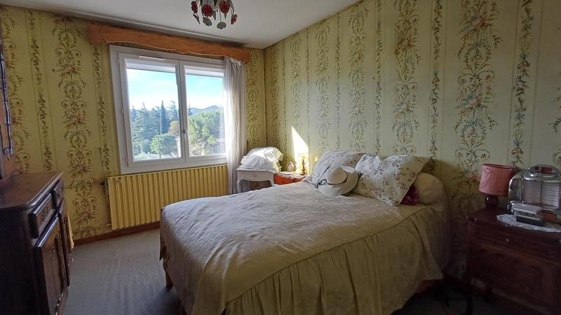 Appartement - 95 m² - 3 pièces