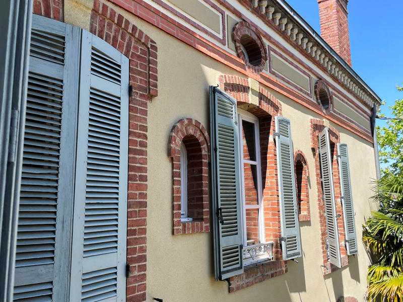 Maison de village - 467 m² - 24 pièces