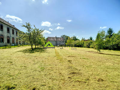 Terrain - 1 100 m²