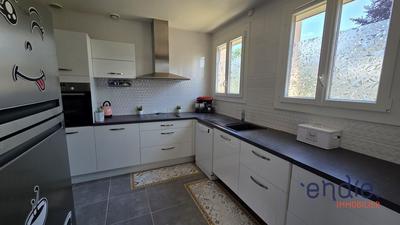 Pavillon - 115 m² - 7 pièces