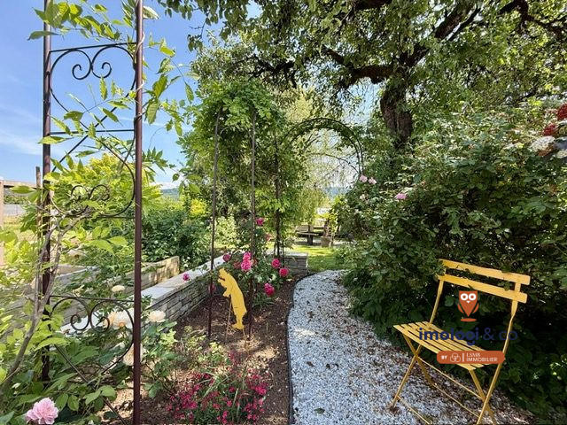 Maison de campagne - 331 m² - 9 pièces