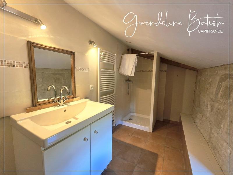 Propriété - 568 m² - 17 pièces