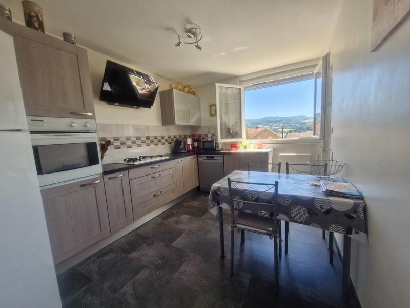 Appartement - 85 m² - 4 pièces