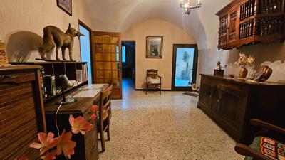 Maison - 280 m² - 7 pièces