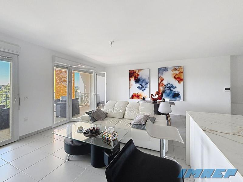 Appartement - 83 m² - 4 pièces