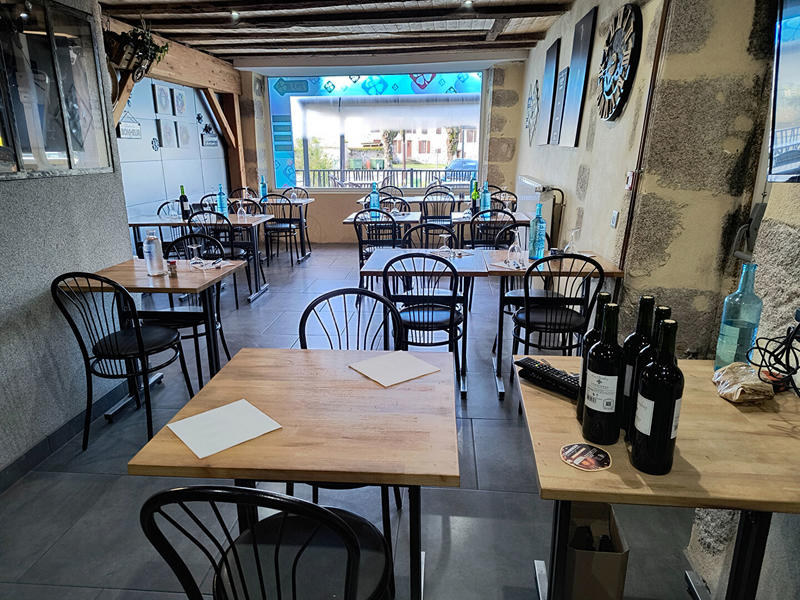 Maison - 150 m² - 9 pièces