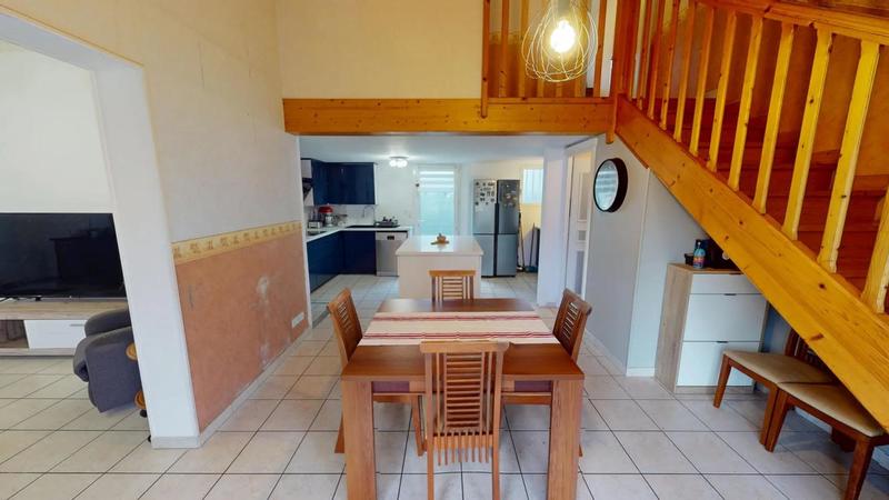 Maison - 87 m² - 4 pièces