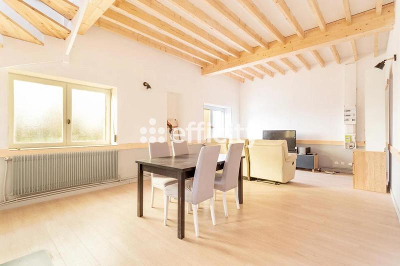 Maison - 152 m² - 8 pièces