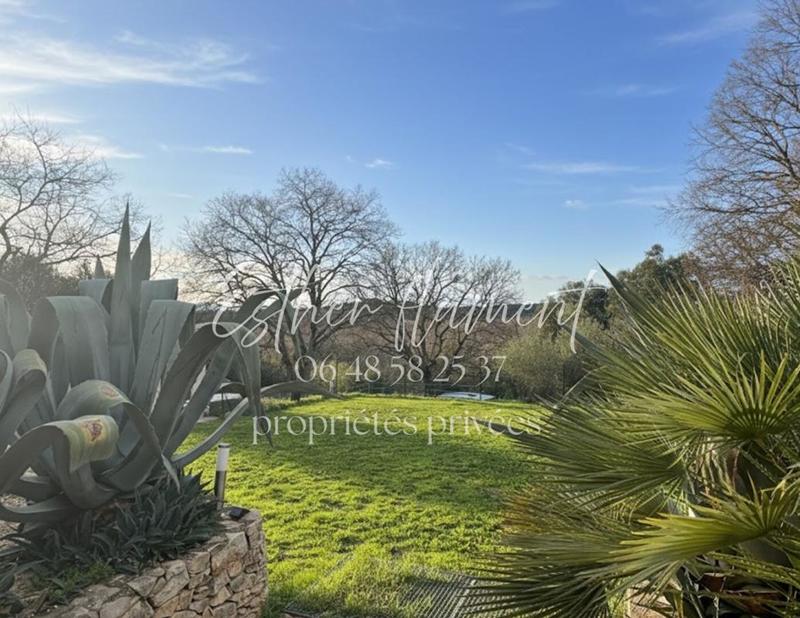 Appartement - 108 m² - 3 pièces