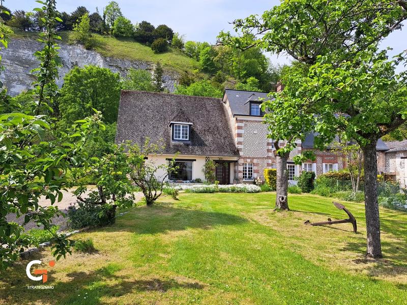 Maison - 203 m² - 7 pièces