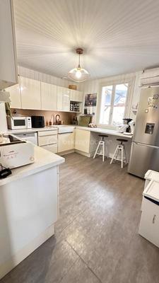 Maison - 126 m² - 5 pièces