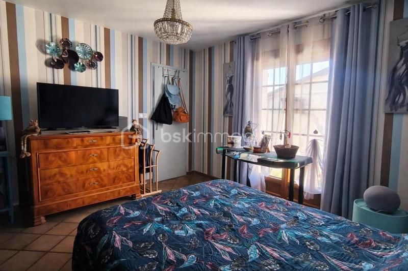 Maison - 200 m² - 6 pièces