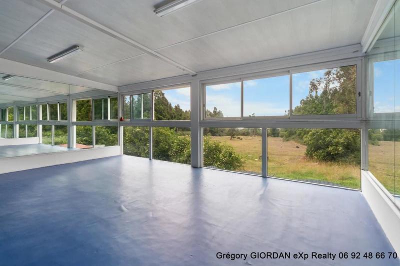 Maison - 165 m² - 3 pièces