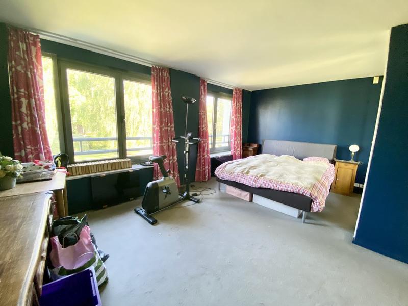 Appartement - 142 m² - 4 pièces