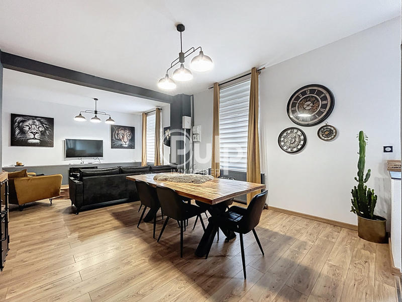 Maison de ville - 139 m² - 6 pièces