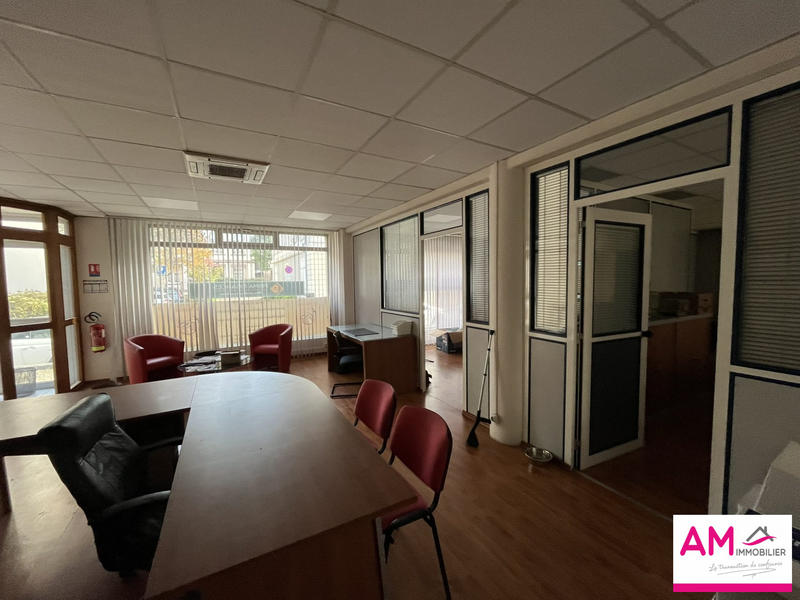 Bureau - 74 m² - 3 pièces