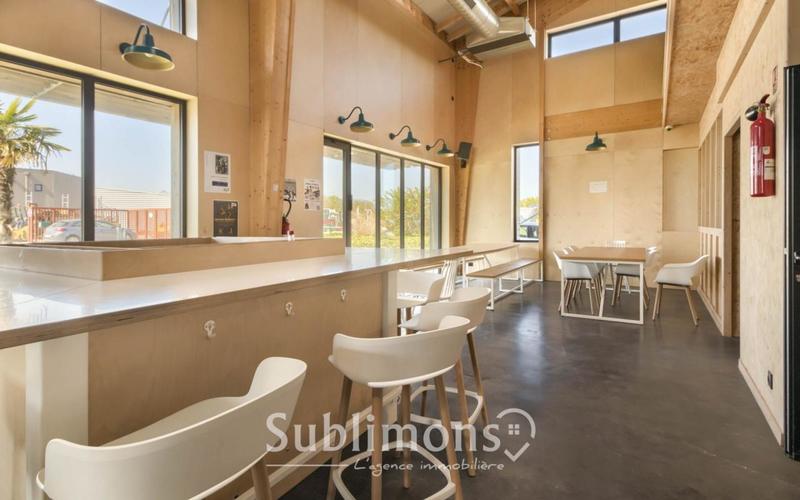 Local d'activité / Entrepôt - 640 m²