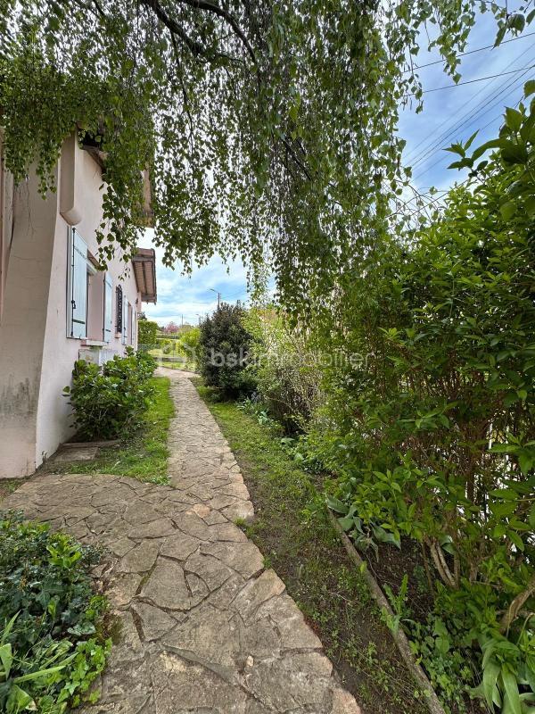 Maison - 106 m² - 5 pièces