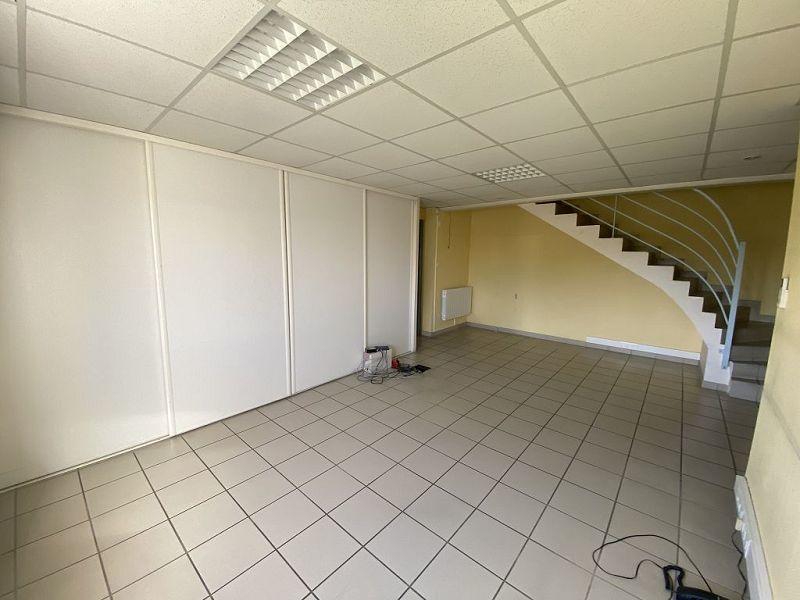 Local commercial - 330 m² - 4 pièces