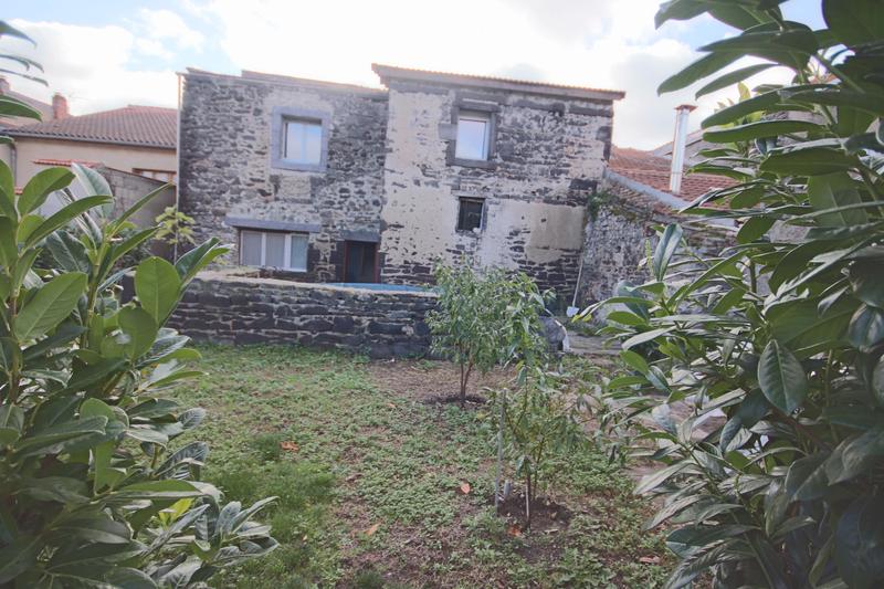 Maison - 200 m² - 8 pièces