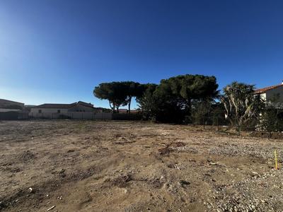 Terrain constructible - 615 m²