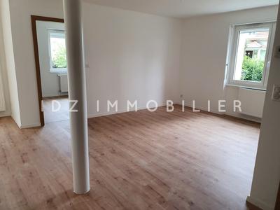 Appartement - 80 m² - 3 pièces