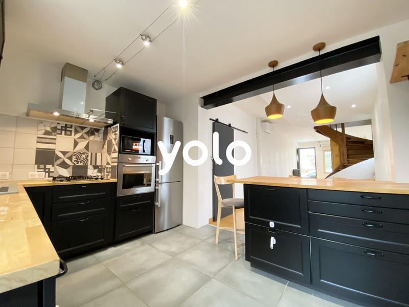 Maison - 95 m² - 5 pièces