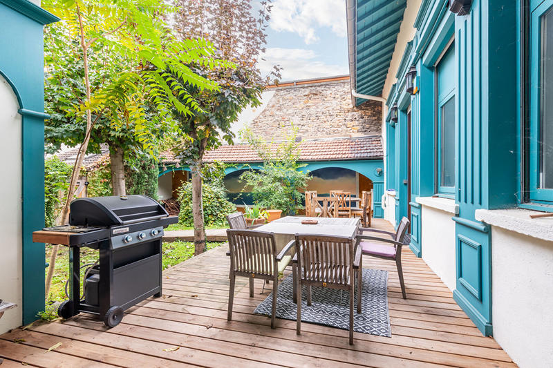 Appartement - 219 m² - 5 pièces