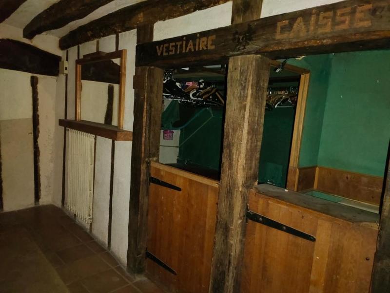 Propriété - 370 m² - 5 pièces