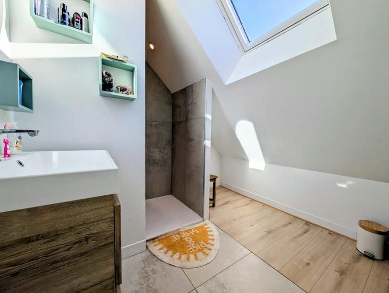 Maison - 157 m² - 7 pièces