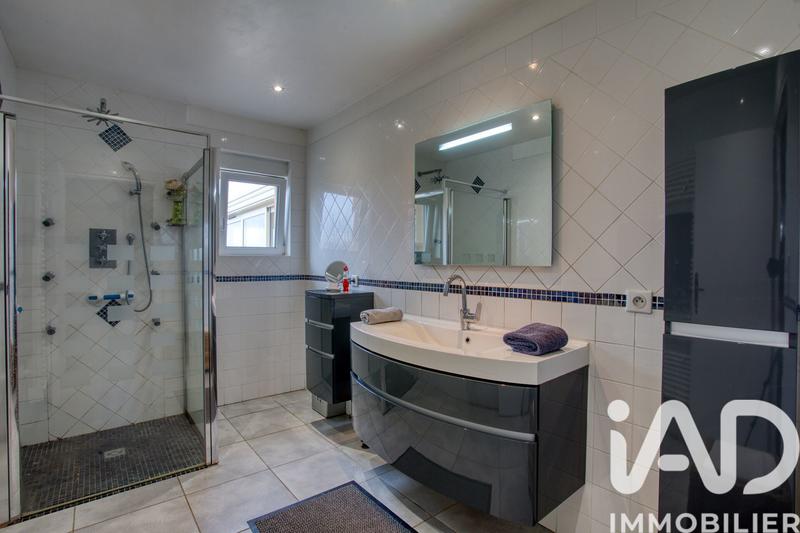 Maison - 122 m² - 5 pièces