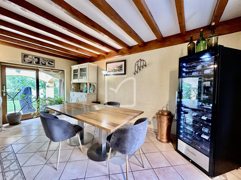 Maison - 151 m² - 6 pièces