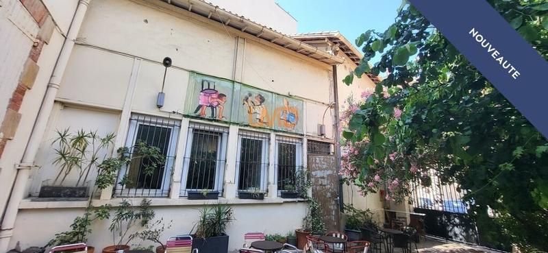 Immeuble - 1 345 m² - 20 pièces