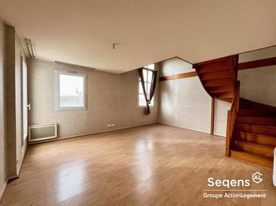 Appartement - 82 m² - 4 pièces