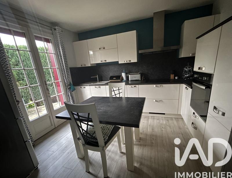 Maison - 104 m² - 5 pièces