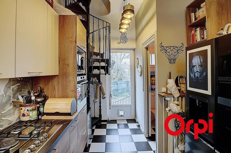 Appartement - 94 m² - 3 pièces