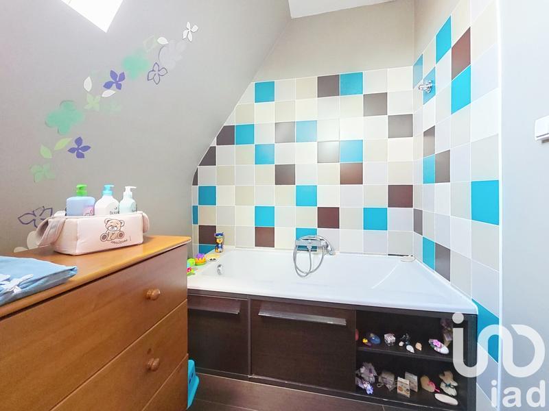 Maison - 212 m² - 6 pièces