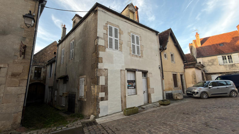 Maison - 80 m² - 4 pièces